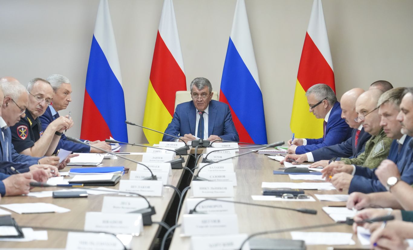 НАЧАЛЬНИК УПРАВЛЕНИЯ РОСГВАРДИИ ПО РЕСПУБЛИКЕ СЕВЕРНАЯ ОСЕТИЯ-АЛАНИЯ ПРИНЯЛ УЧАСТИЕ В ЗАСЕДАНИИ ОПЕРАТИВНОГО ШТАБА РЕГИОНА