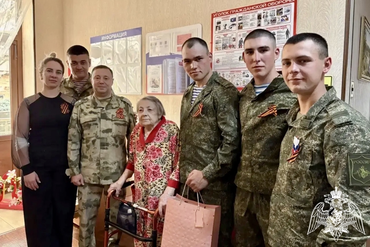 ВОЕННОСЛУЖАЩИЕ РОСГВАРДИИ ПРИСОЕДИНИЛИСЬ К ПАТРИОТИЧЕСКИМ АКЦИЯМ, ПОСВЯЩЕННЫМ ДНЮ ВЕЛИКОЙ ПОБЕДЫ