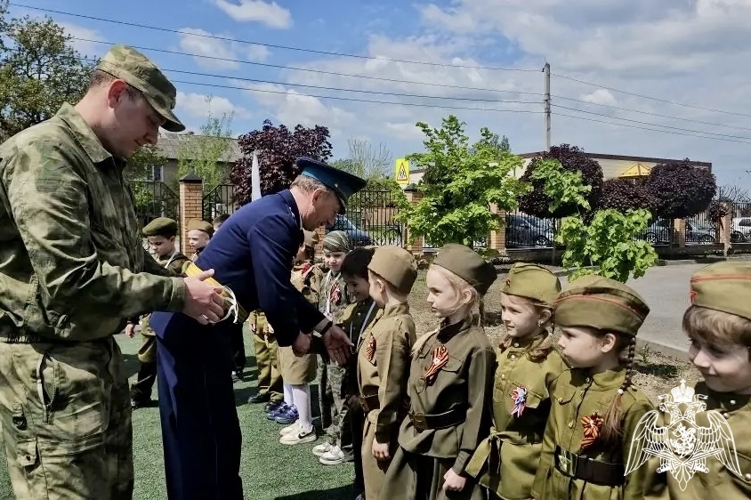 ВОЕННОСЛУЖАЩИЕ РОСГВАРДИИ ПРИСОЕДИНИЛИСЬ К ПАТРИОТИЧЕСКИМ АКЦИЯМ, ПОСВЯЩЕННЫМ ДНЮ ВЕЛИКОЙ ПОБЕДЫ