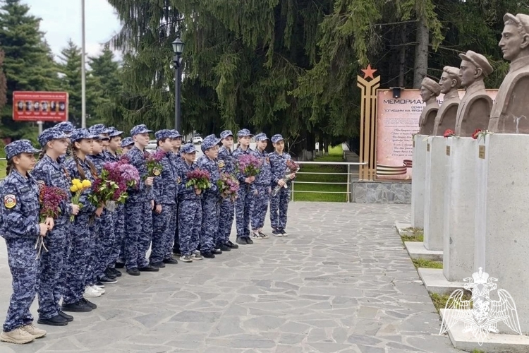 В СЕВЕРНОЙ ОСЕТИИ СОТРУДНИКИ ВНЕВЕДОМСТВЕННОЙ ОХРАНЫ РОСГВАРДИИ ПРИСОЕДИНИЛИСЬ К АКЦИИ «ЭСТАФЕТА ПОДВИГА»