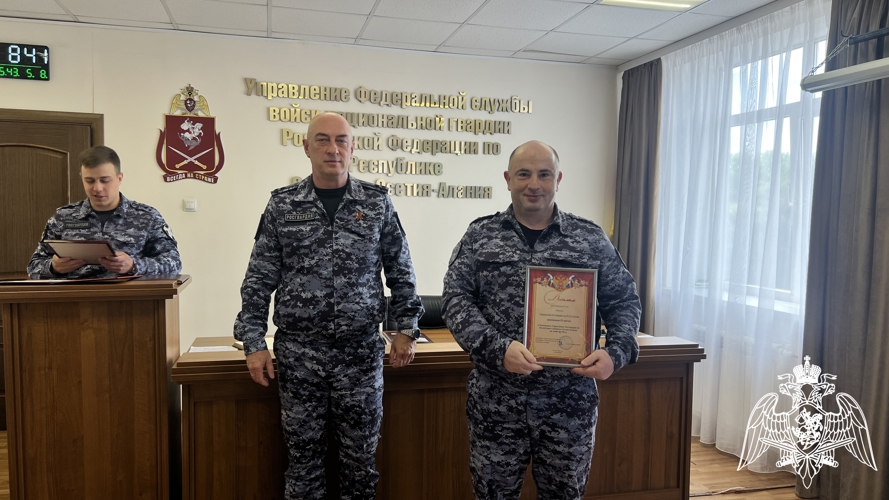  В СЕВЕРНОЙ ОСЕТИИ ОПРЕДЕЛЕНЫ ПОБЕДИТЕЛИ ЧЕМПИОНАТА ПО МИНИ-ФУТБОЛУ СРЕДИ РОСГВАРДЕЙЦЕВ