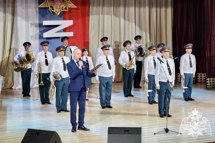 ВОЕННОСЛУЖАЩИЕ ВЛАДИКАВКАЗСКОГО СОЕДИНЕНИЯ РОСГВАРДИИ ПОЧТИЛИ ПАМЯТЬ ПОГИБШИХ ПРИ ИСПОЛНЕНИИ ВОИНСКОГО ДОЛГА