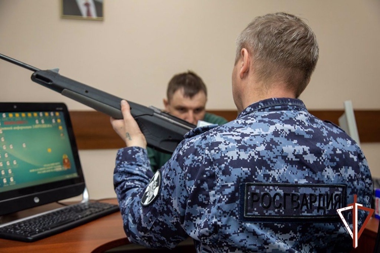 Управление Росгвардии по Республике Северная Осетия-Алания информирует жителей региона о необходимости своевременно восстанавливать права на владение гражданским оружием