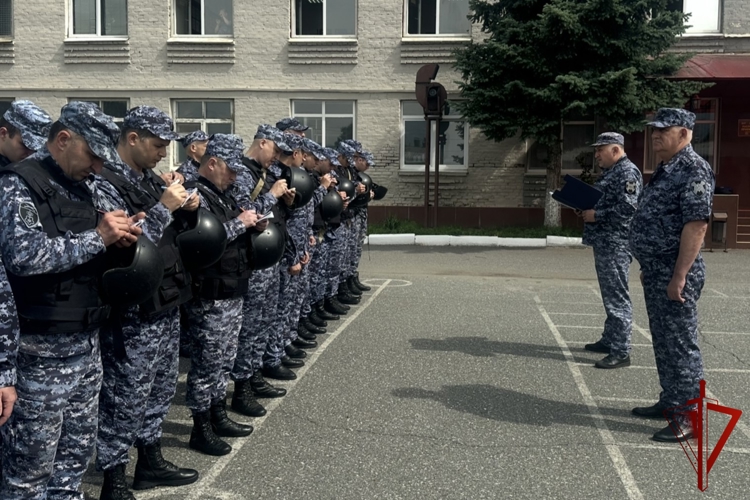 В УПРАВЛЕНИИ ВНЕВЕДОМСТВЕННОЙ ОХРАНЫ РОСГВАРДИИ ПО РЕСПУБЛИКЕ СЕВЕРНАЯ ОСЕТИЯ - АЛАНИЯ ПРОВЕДЕНЫ МЕТОДИЧЕСКИЕ ЗАНЯТИЯ 