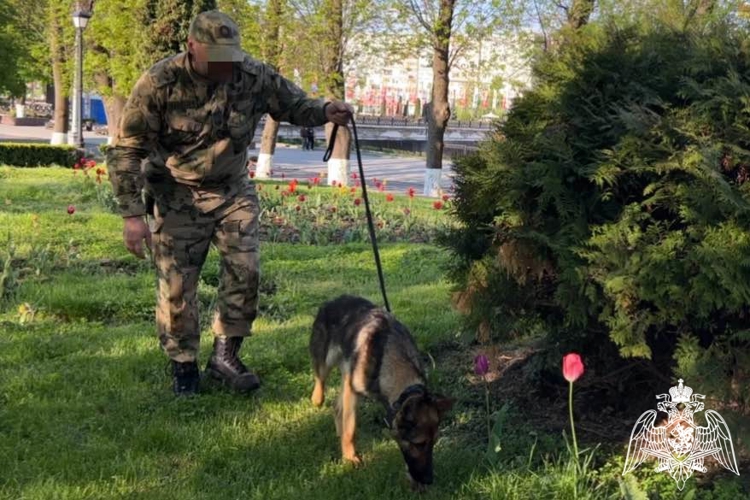 ВО ВЛАДИКАВКАЗЕ РОСГВАРДЕЙЦЫ ПРИНЯЛИ УЧАСТИЕ В ОБЕСПЕЧЕНИИ ПРАВОПОРЯДКА В МЕЖДУНАРОДНЫЙ ДЕНЬ ЗАЩИТЫ ДЕТЕЙ