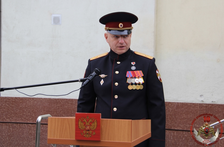 ВО ВЛАДИКАВКАЗЕ ПОЧТИЛИ ПАМЯТЬ ПОГИБШИХ РОСГВАРДЕЙЦЕВ