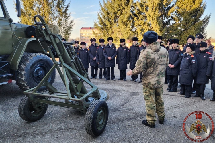 ДЕНЬ ОТКРЫТЫХ ДВЕРЕЙ ПРОВЕЛИ ВОЕННОСЛУЖАЩИЕ ВЛАДИКАВКАЗСКОГО СОЕДИНЕНИЯ РОСГВАРДИИ
