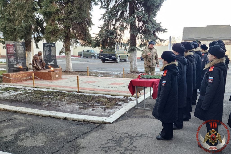 ДЕНЬ ОТКРЫТЫХ ДВЕРЕЙ ПРОВЕЛИ ВОЕННОСЛУЖАЩИЕ ВЛАДИКАВКАЗСКОГО СОЕДИНЕНИЯ РОСГВАРДИИ