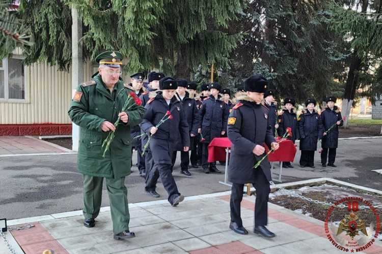ДЕНЬ ОТКРЫТЫХ ДВЕРЕЙ ПРОВЕЛИ ВОЕННОСЛУЖАЩИЕ ВЛАДИКАВКАЗСКОГО СОЕДИНЕНИЯ РОСГВАРДИИ