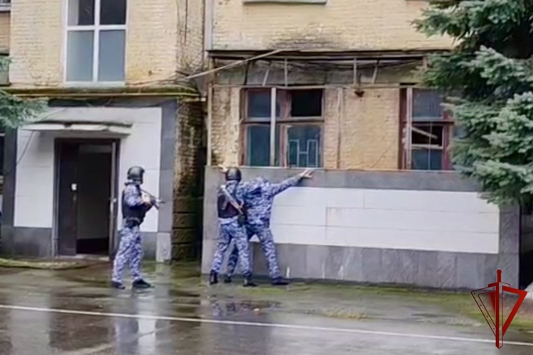 В Северной Осетии росгвардейцы отработали действия при угрозах на охраняемых объектах